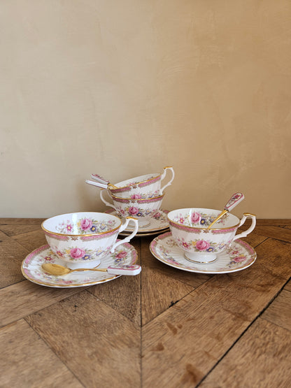 Tasse, sous-tasse et petite cuillère Windsor