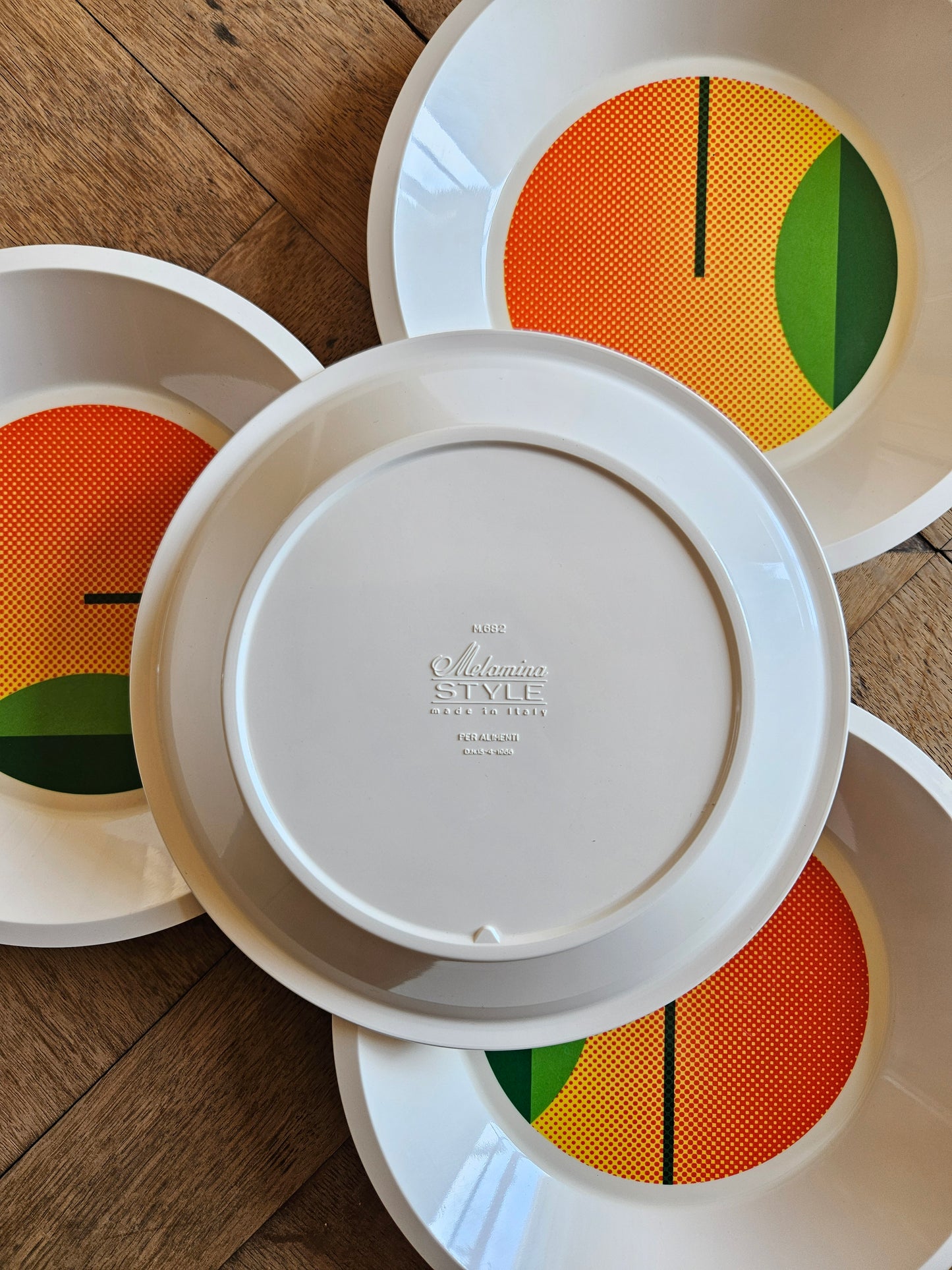 Assiettes creuses vintage en mélamine