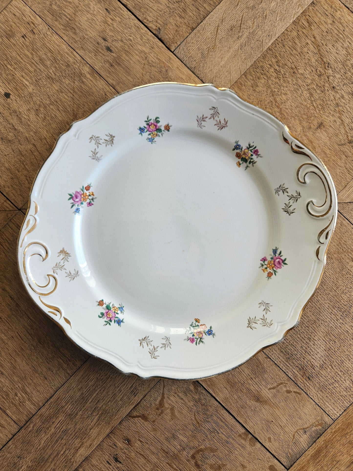 Plat à tarte L’Amandinoise 1080 décor petites fleurs multicolores 