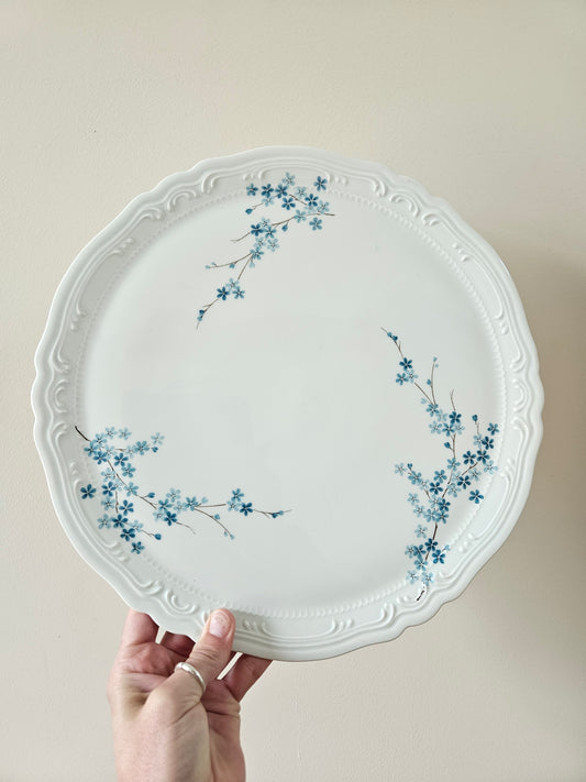 Plat à tarte vintage extra plat. Ancienne manufacture de Limoges. Décor myosotis.