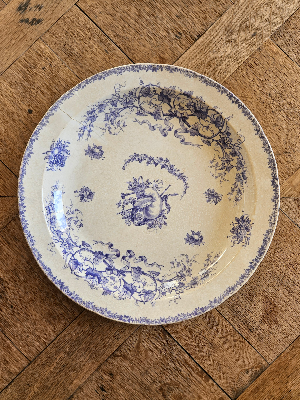 Plat creux Choisy-le-Roi, Granit