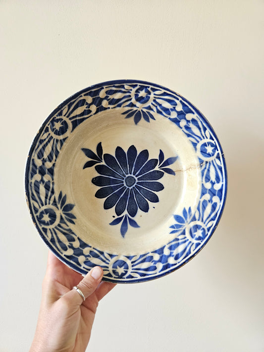 Plat creux ancien St Amandinoise 2531. Décor arabisant, oriental. Vaisselle de collection.