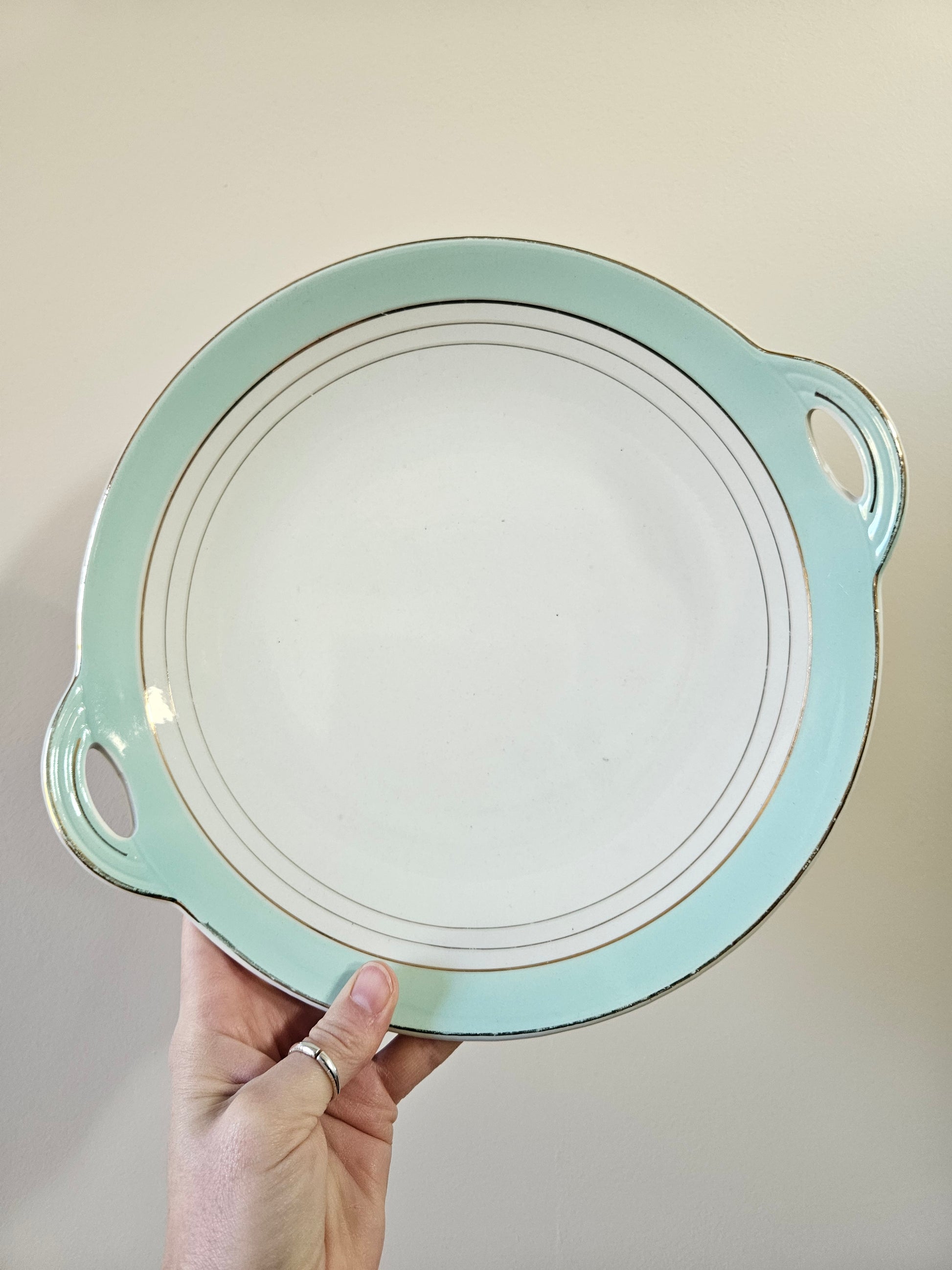 Plat à tarte ou à dessert K&G Lunéville Régence. Shabby chic