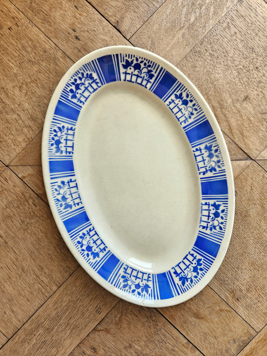 Plat ovale K&G Lunéville, Quiberville. Deécor bleu de fruits. Vaisselle rétro. 