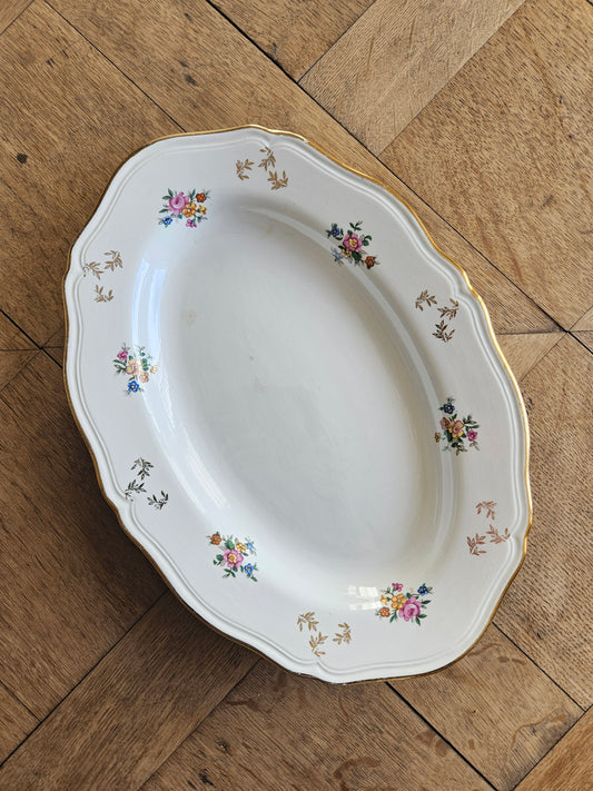 Plat ovale vintage l’Amandinoise 1080. Petites fleurs shabby chic.