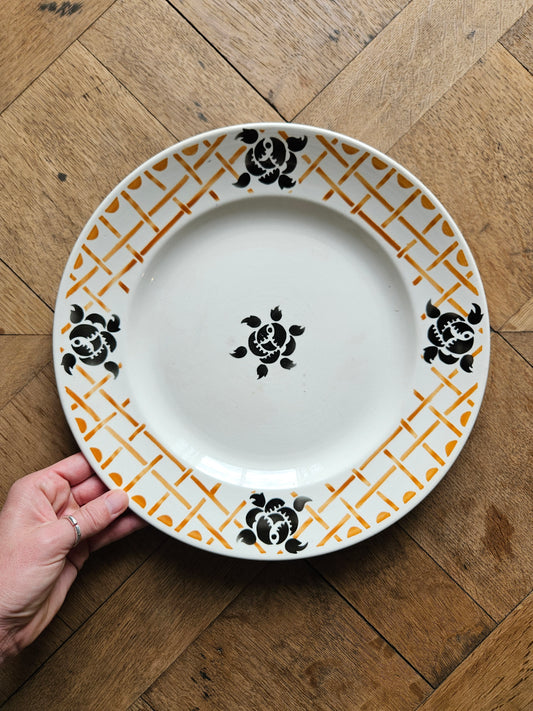 Grand plat rond badonviller roscoff orange et noir