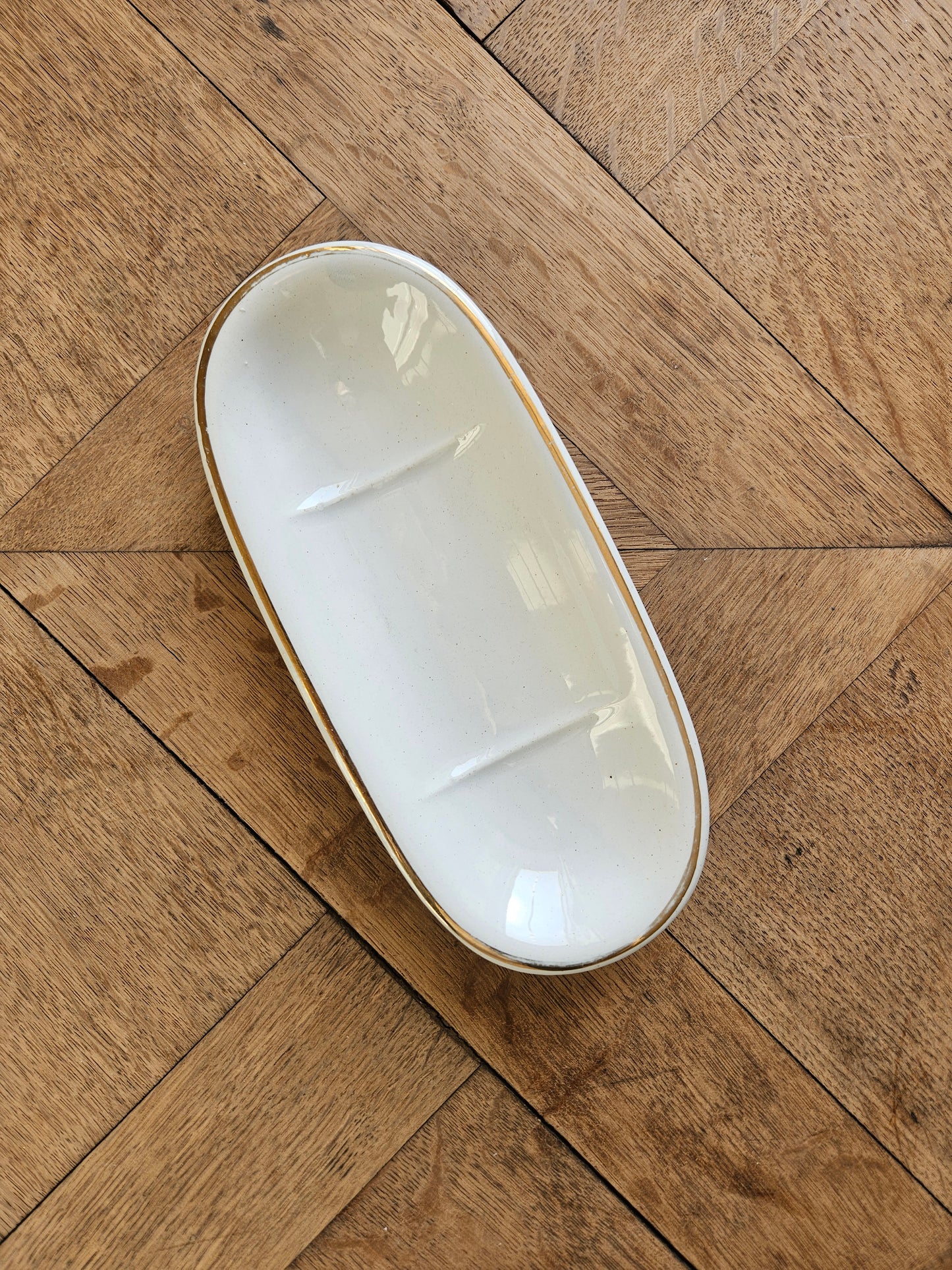 Porte peigne vintage K&G Lunéville liseré doré. Déco vintage.