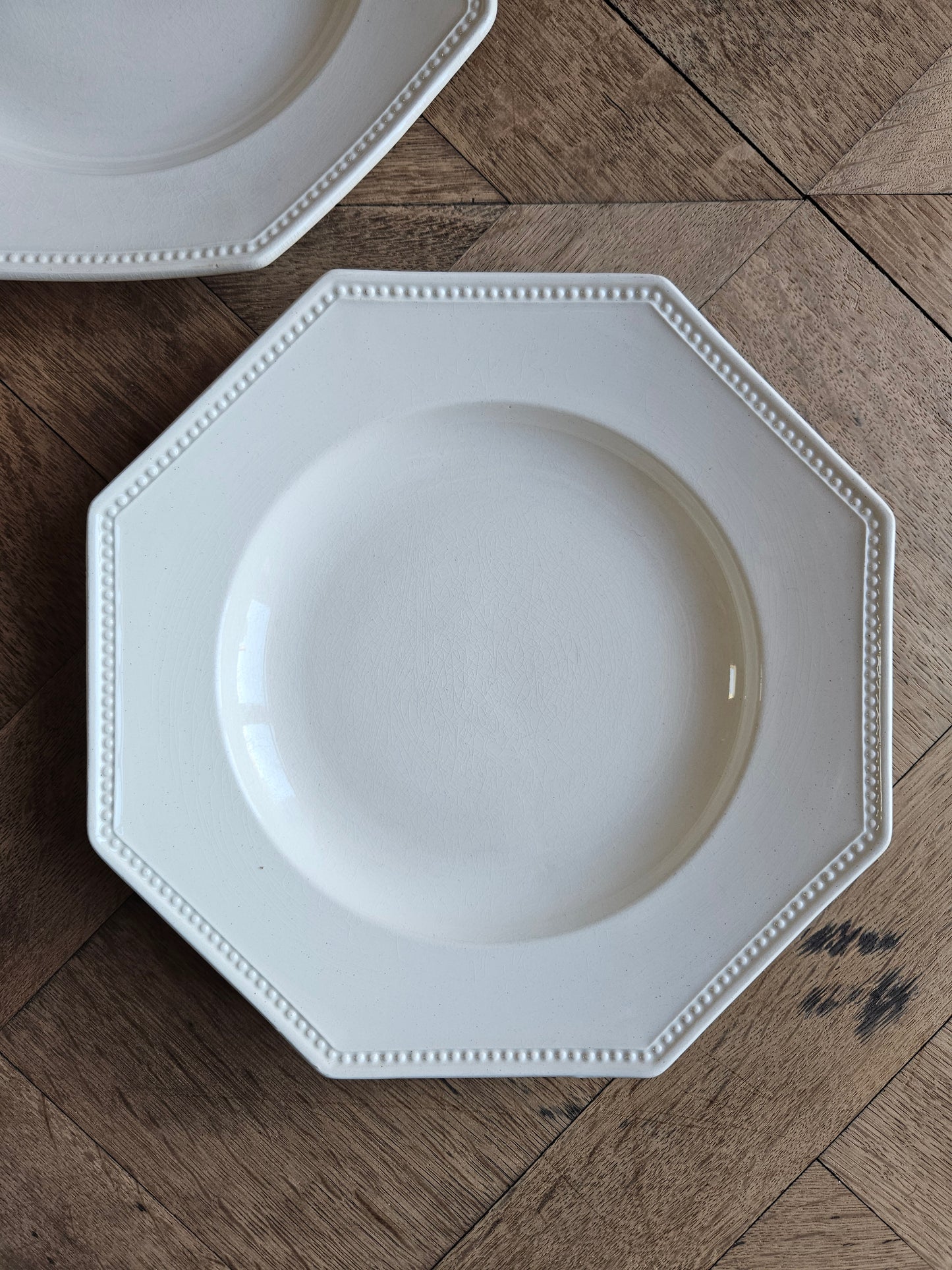 Assiette creuse octogonale perlée Sarreguemines