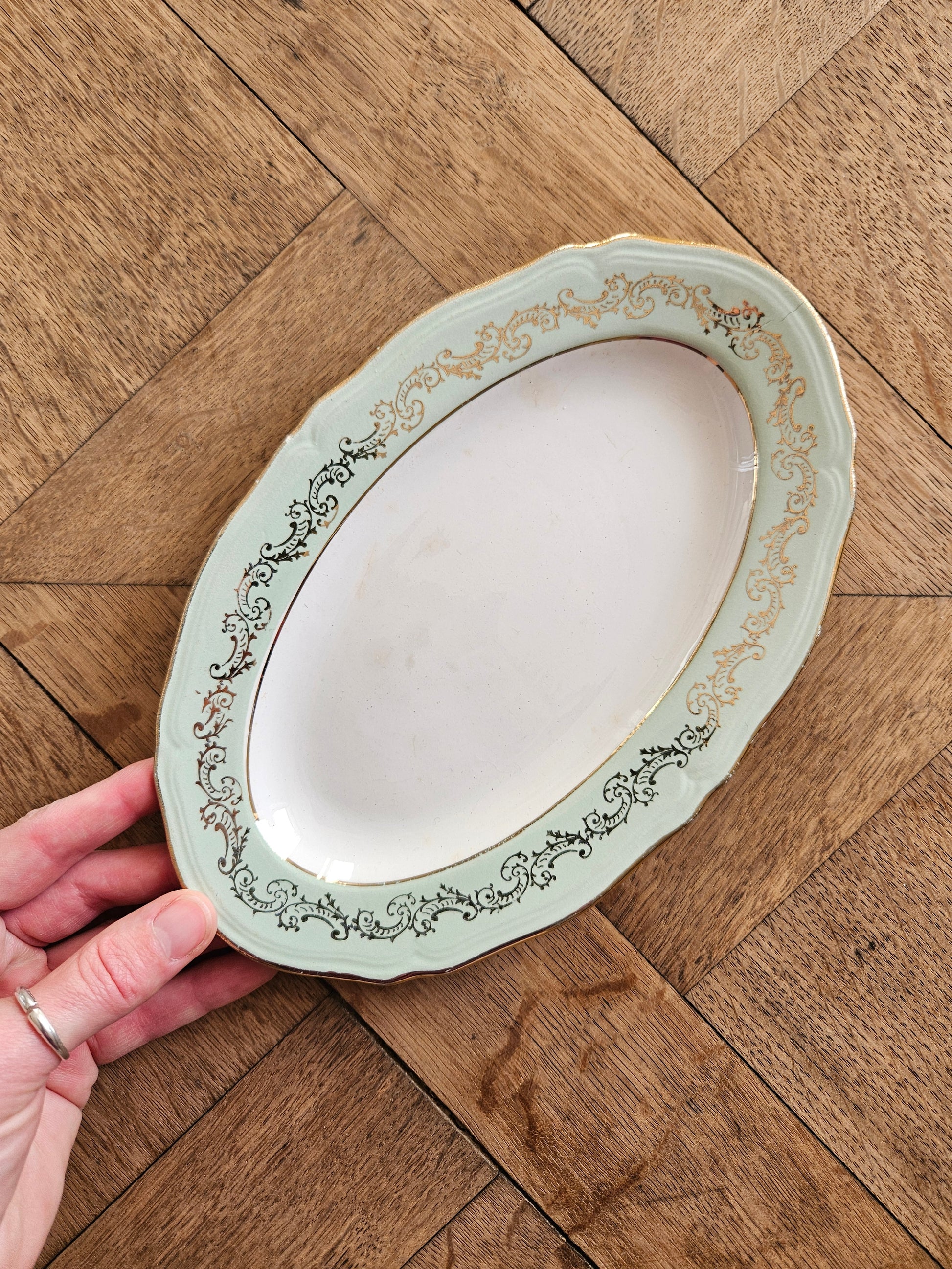 Ravier L’Amandinoise 9708, mint et dorure. Style shabby chic.