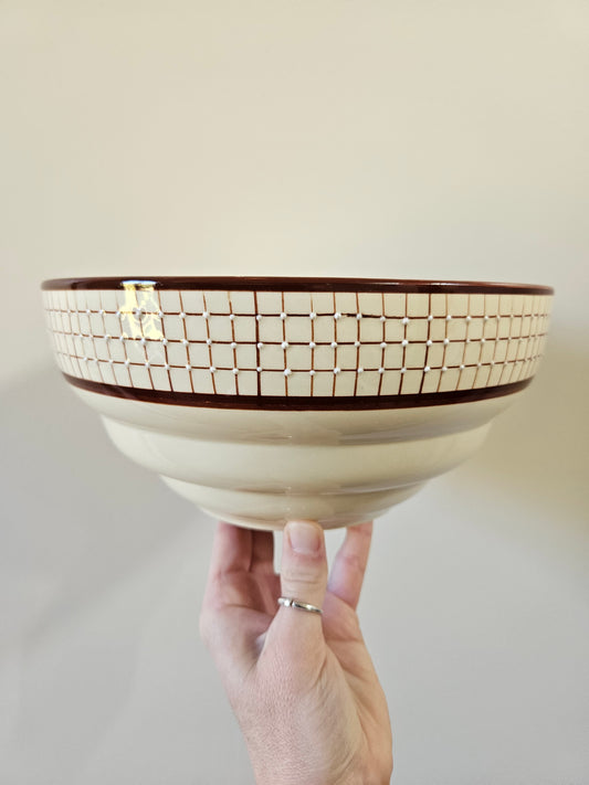 Saladier vintage longchamp colmar. Décor vichy, carreaux marrons.