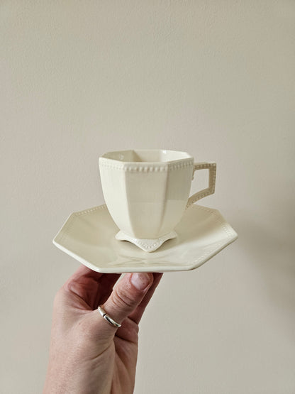 Tasse et sous-tasse anciennes Sarreguemines ocotogonales perlées