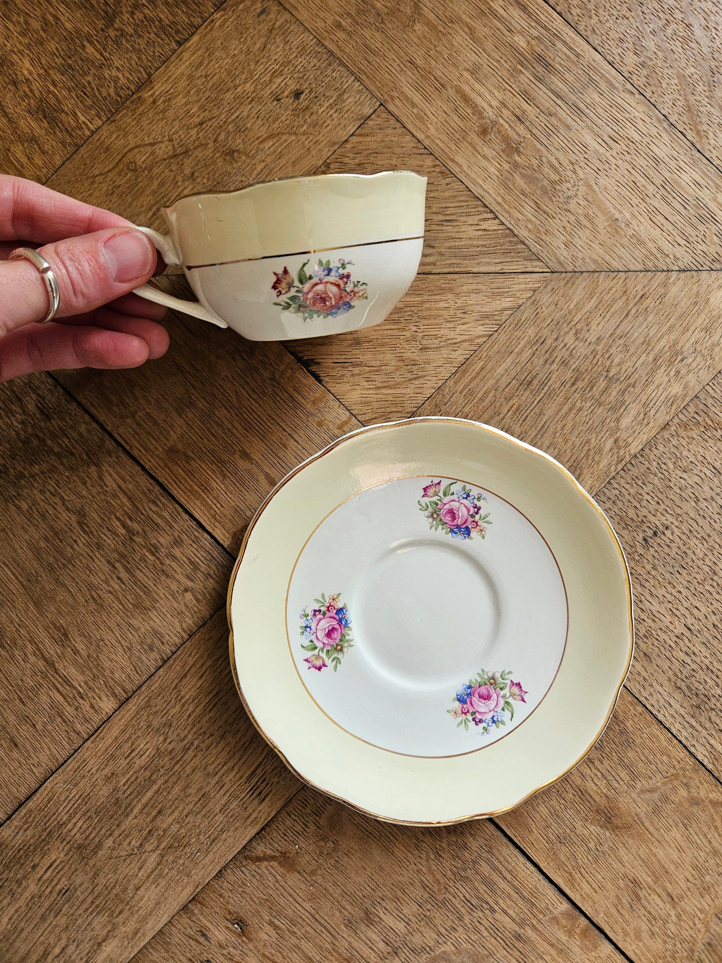 Tasse vintage style shabby chic. Sarreguemines modèle Huguette 