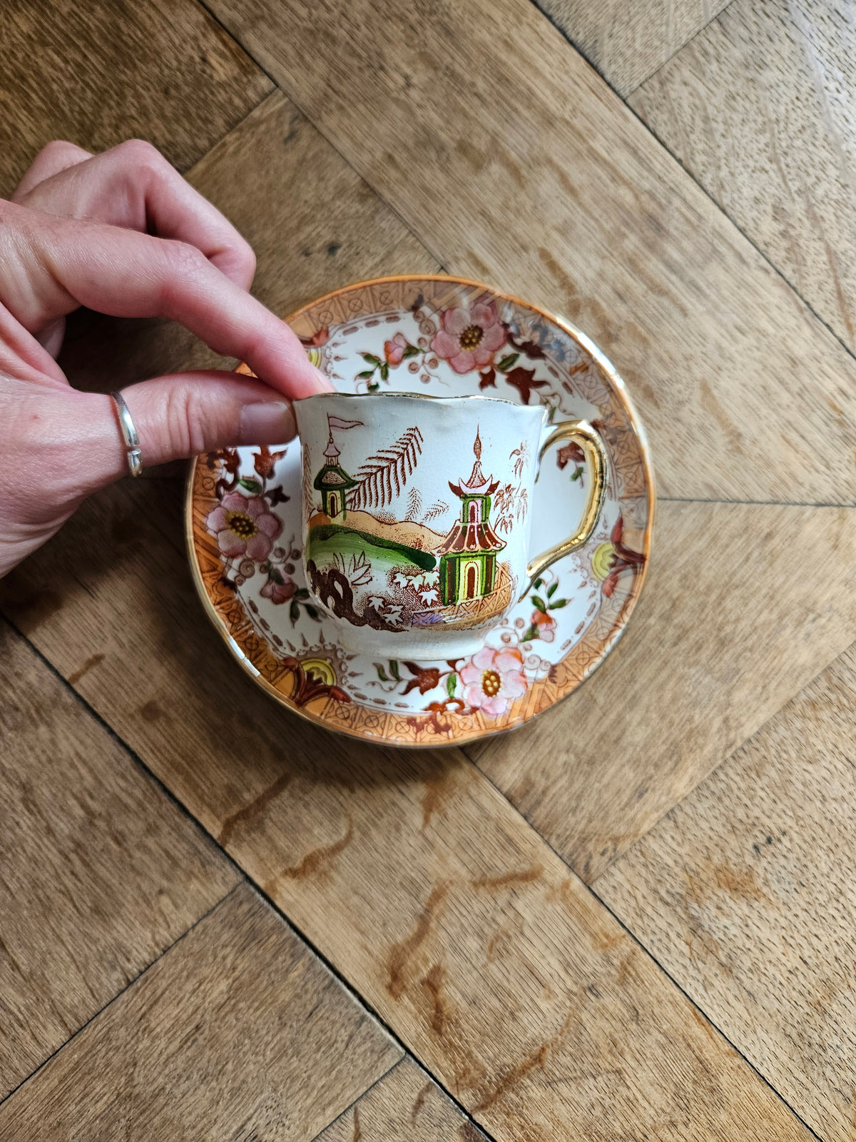 Tasses Digoin & Sarreguemines, décor japonisant