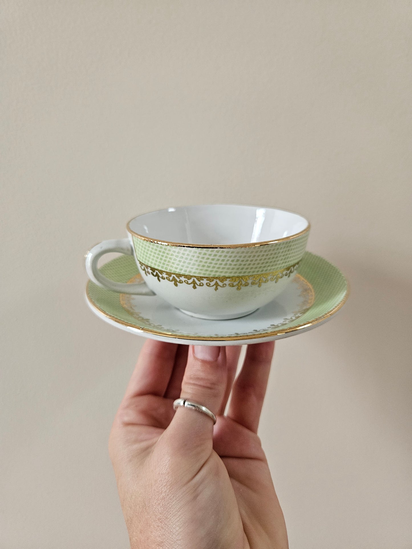 Tasses St Amand, vert pomme