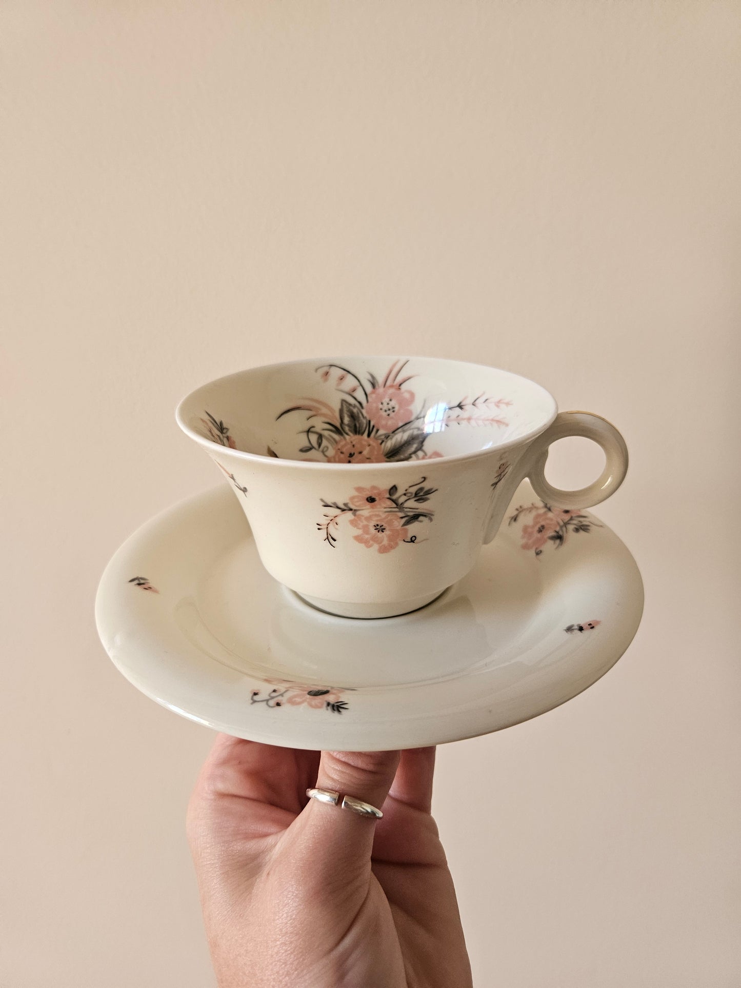Tasse vintage en porcelaine de Limoges Theodore Haviland