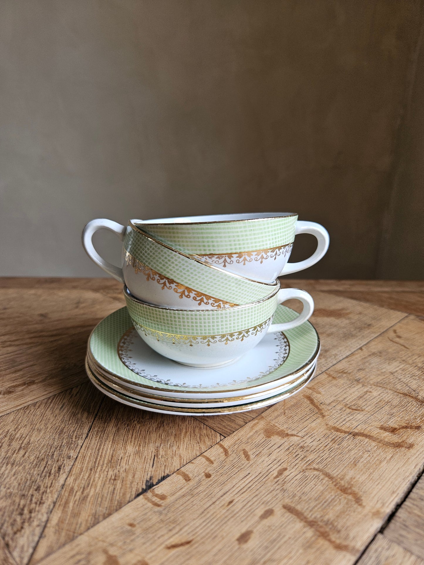 Lot de 3 tasses vintage vert pomme St Amand