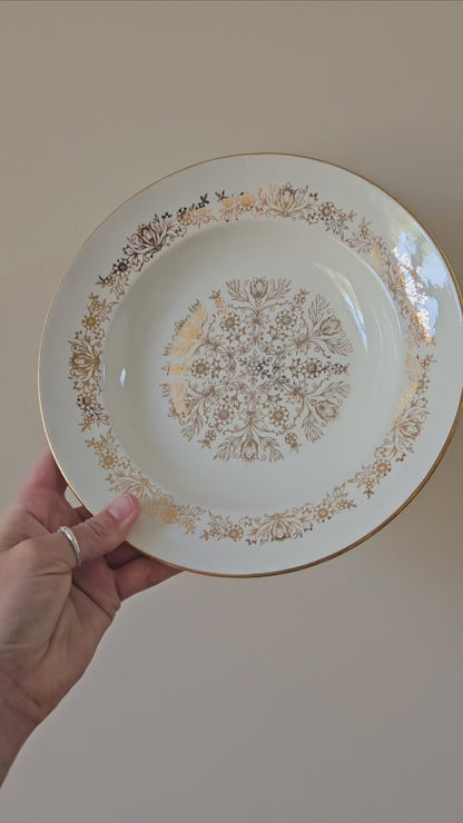 Assiettes creuses fleurs dorées "Mandala"