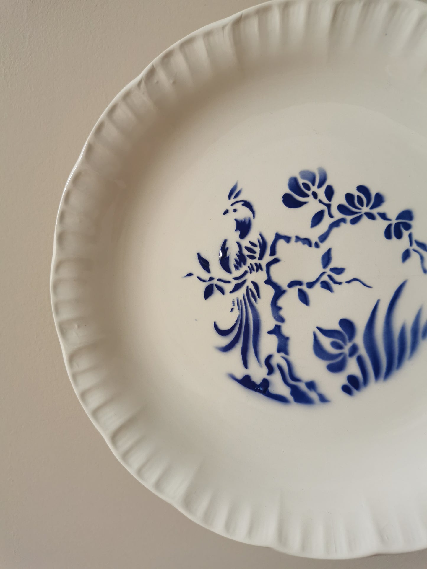Assiette plate Digoin, Paradis