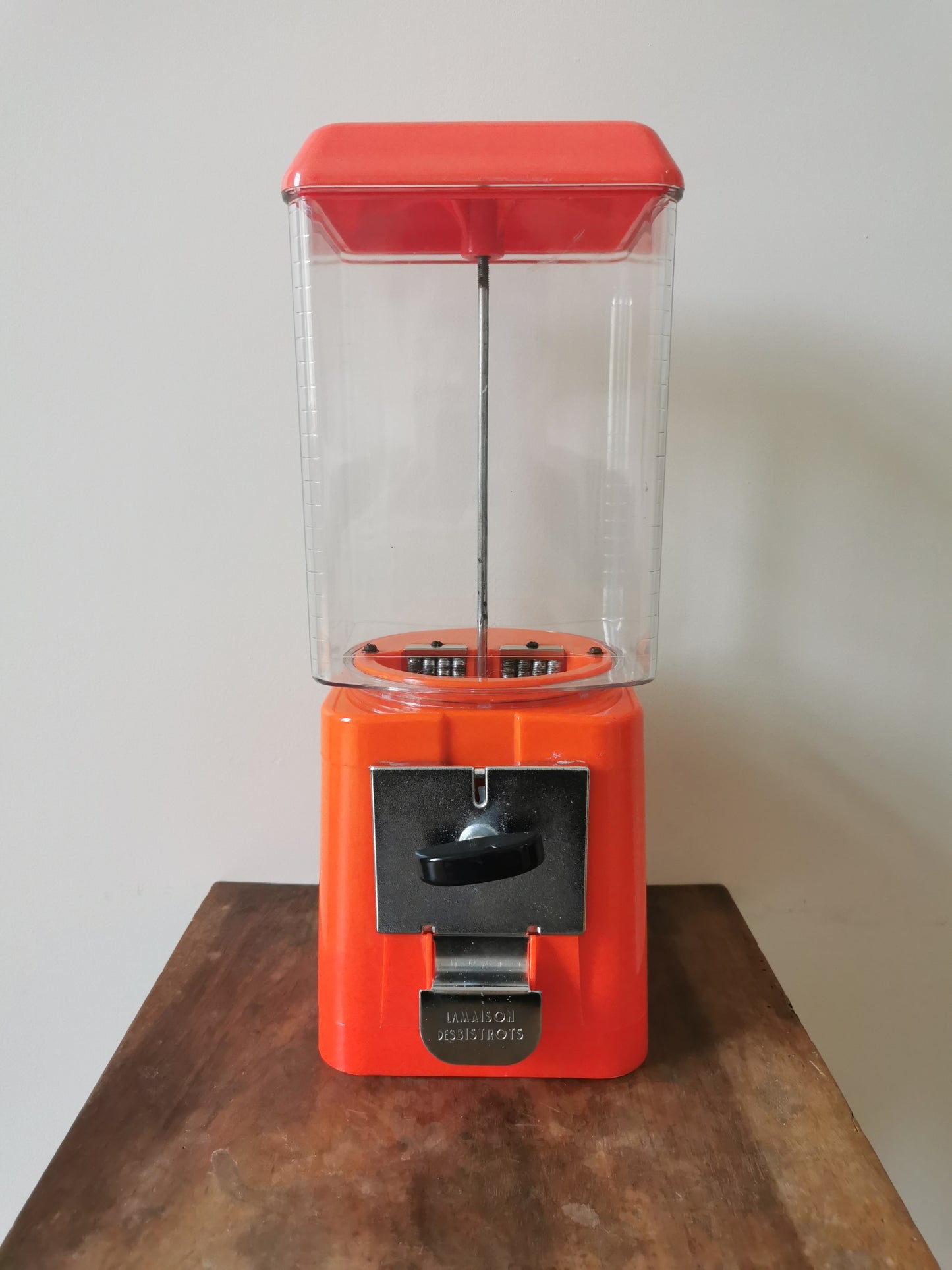 Distributeur de cacahuètes
