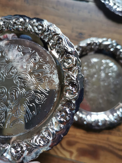 Dessous de verres métalliques