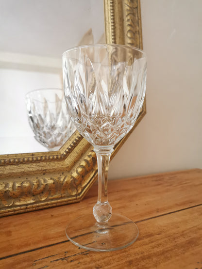 Verres à pied vintage