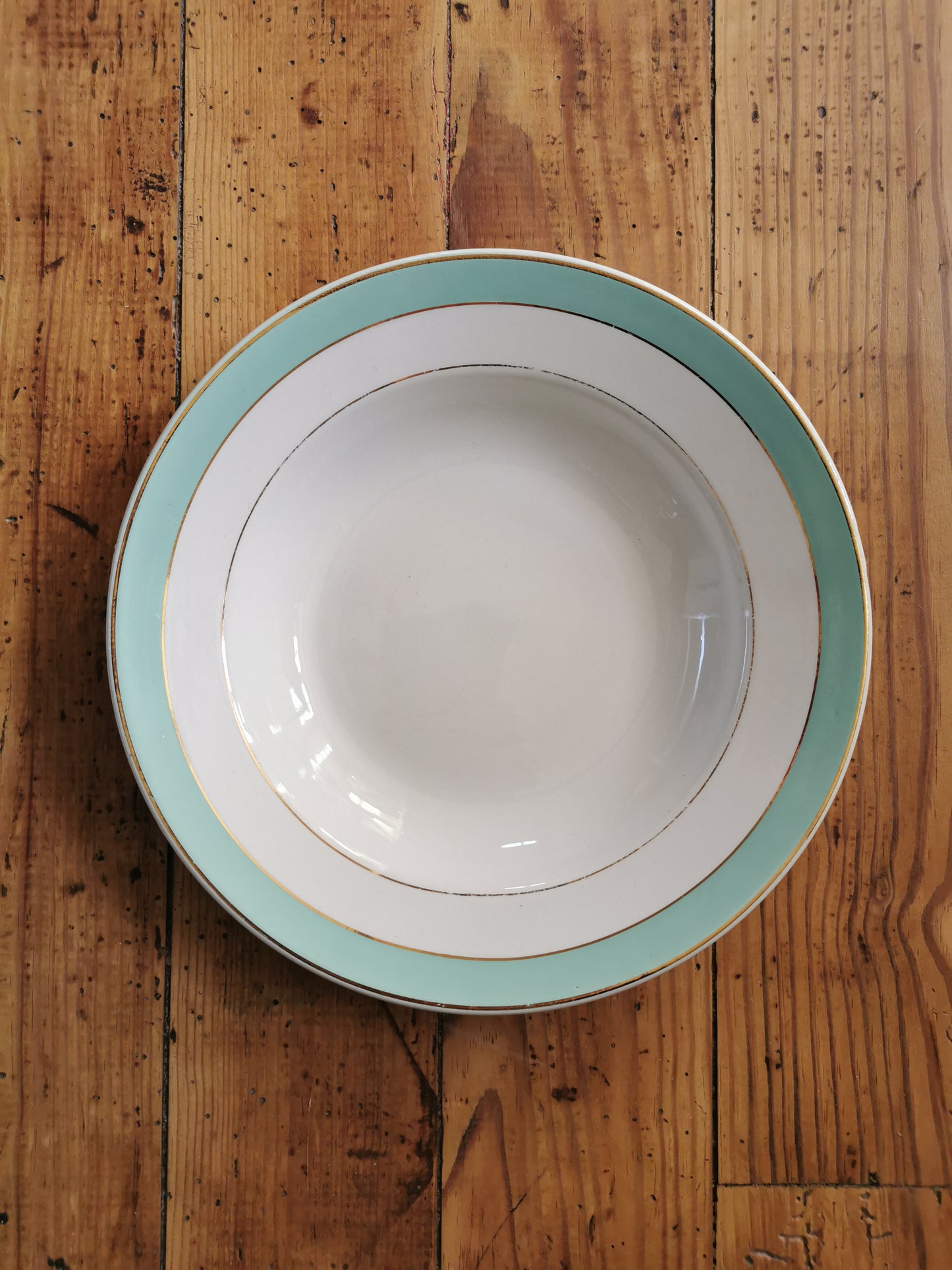 Assiettes creuses Badonviller vert amande
