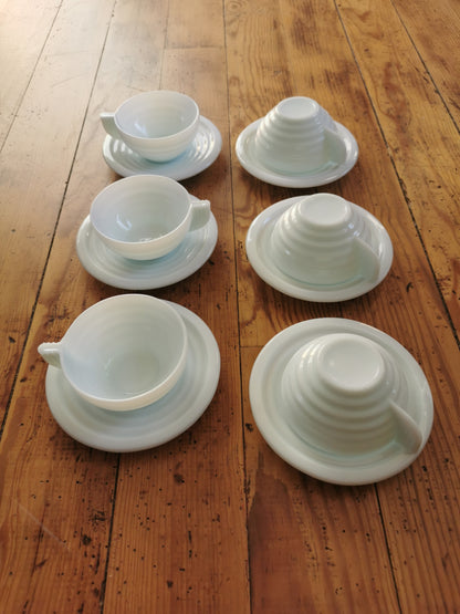 Tasses en opaline, bleu glacier