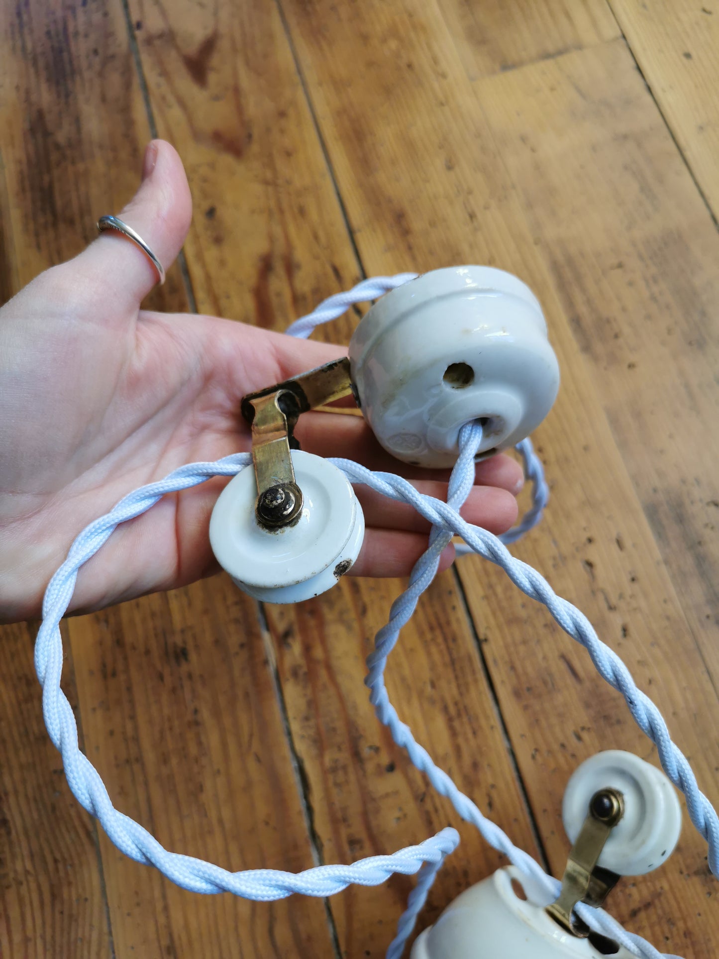 Suspension en opaline avec monte et baisse