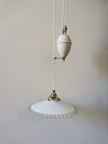 Suspension en opaline avec monte et baisse
