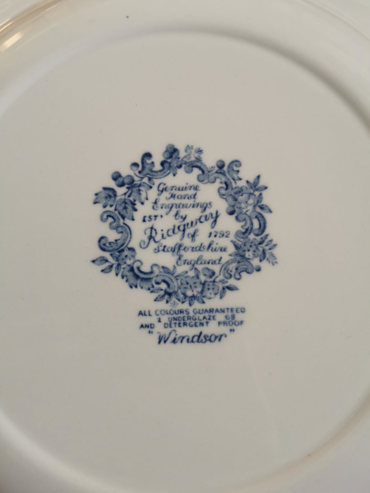 Assiettes plates vintage Ridgway, Windsor