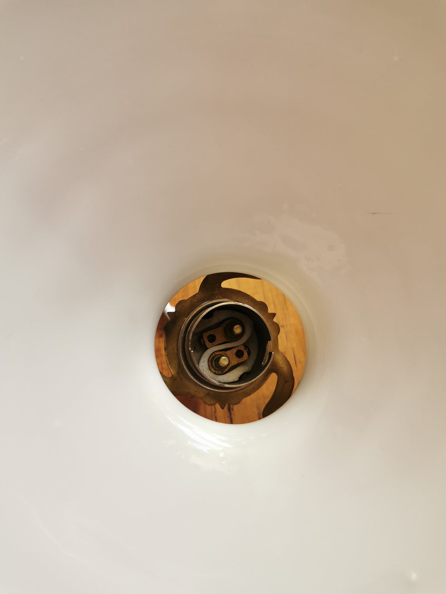 Suspension en opaline avec monte et baisse