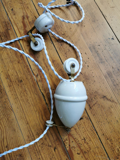 Suspension en opaline avec monte et baisse