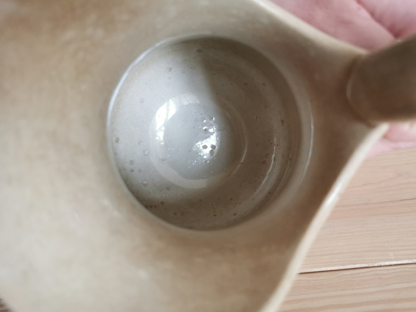 Broc ancien en terre de fer, Choisy-le-Roi