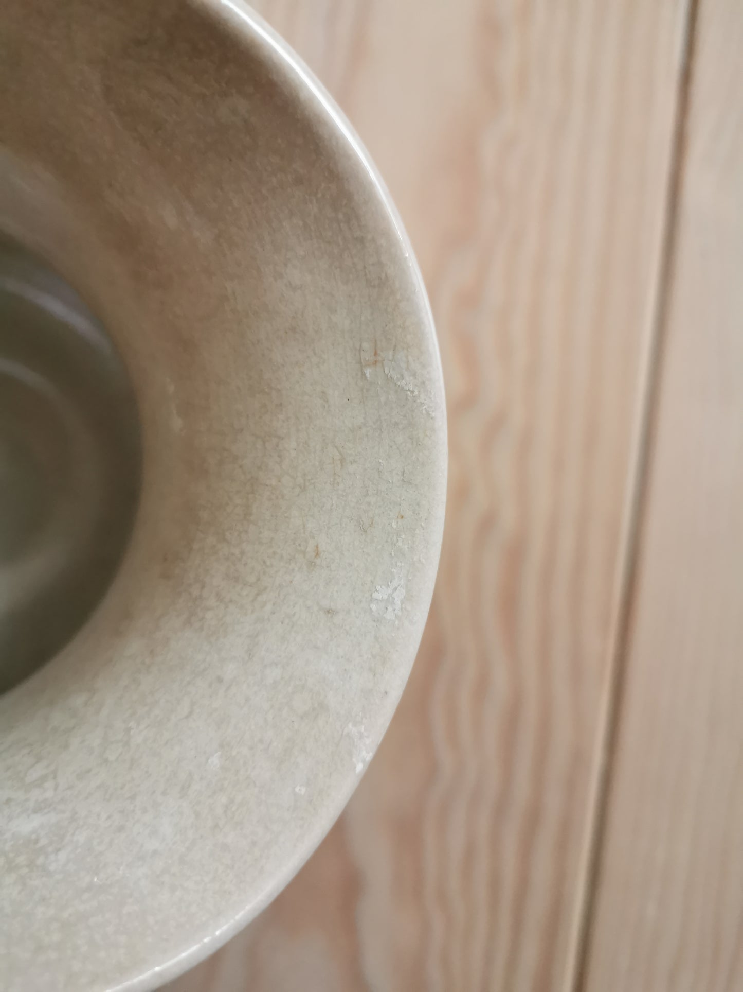 Broc ancien en terre de fer, Choisy-le-Roi