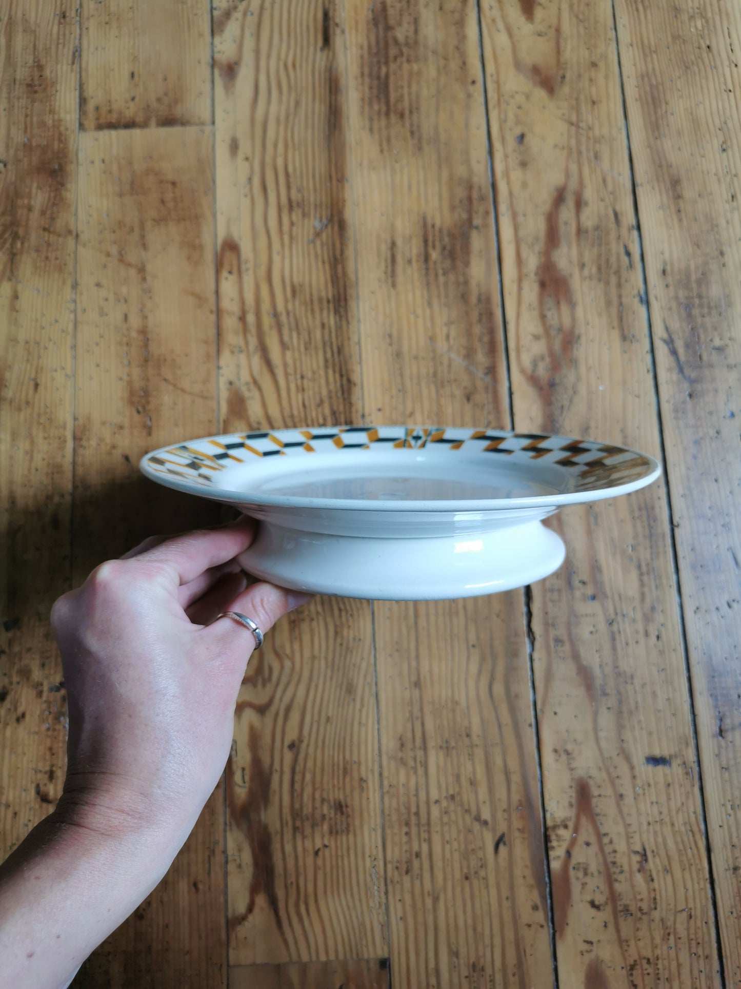Assiette sur pied Ceranord