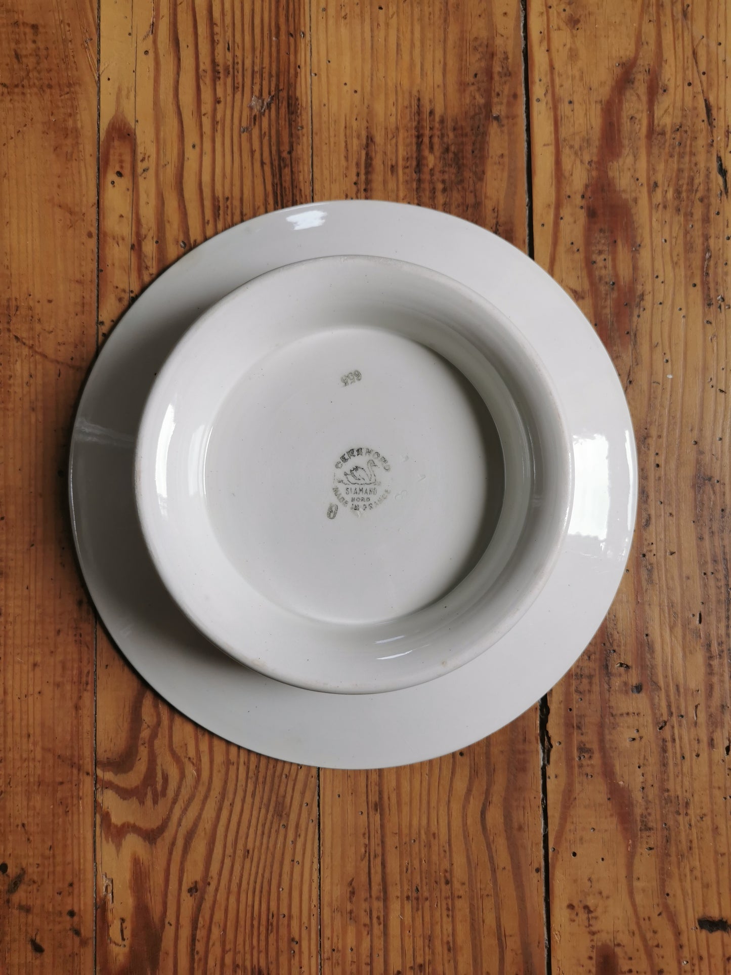Assiette sur pied Ceranord