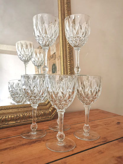 Verres à pied vintage