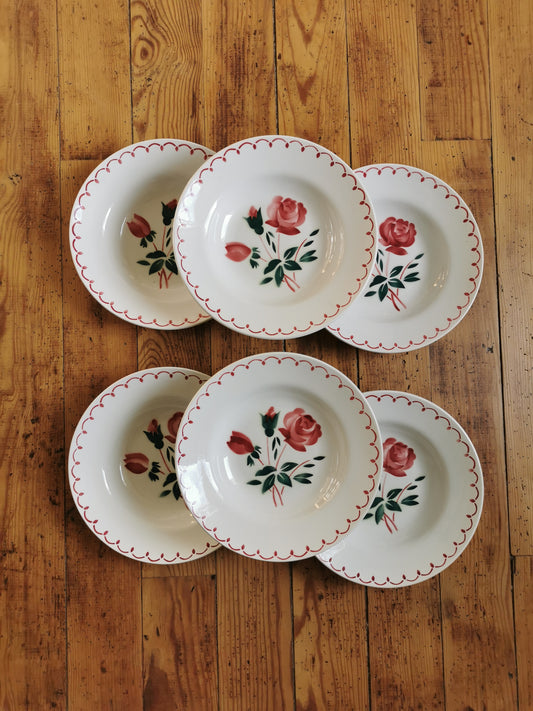 Assiettes creuses Badonviller, rose rouge