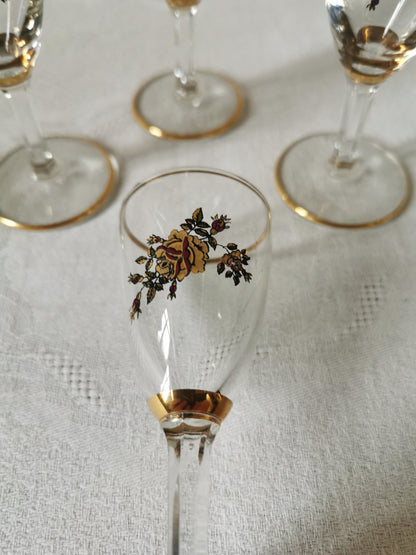 Verres à digestif fleuris et dorés