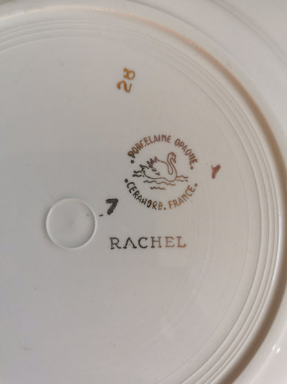 Assiettes plates dépareillées "Shabby Chic"