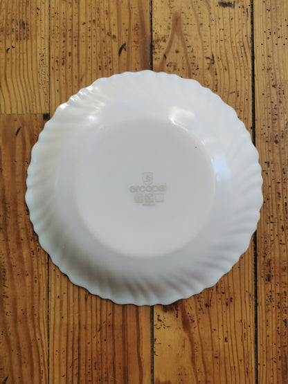 Assiette Plastique Creuse Dur Liseré Doré 23cm (200 Utés Assiette Plastique Creuse Dur Liseré Doré 23cm (200 Utés