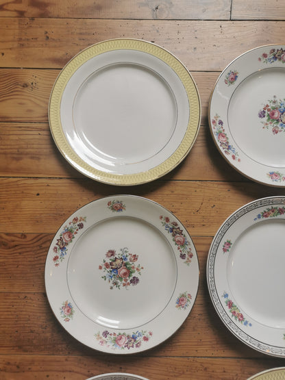 Assiettes plates dépareillées "Shabby Chic"