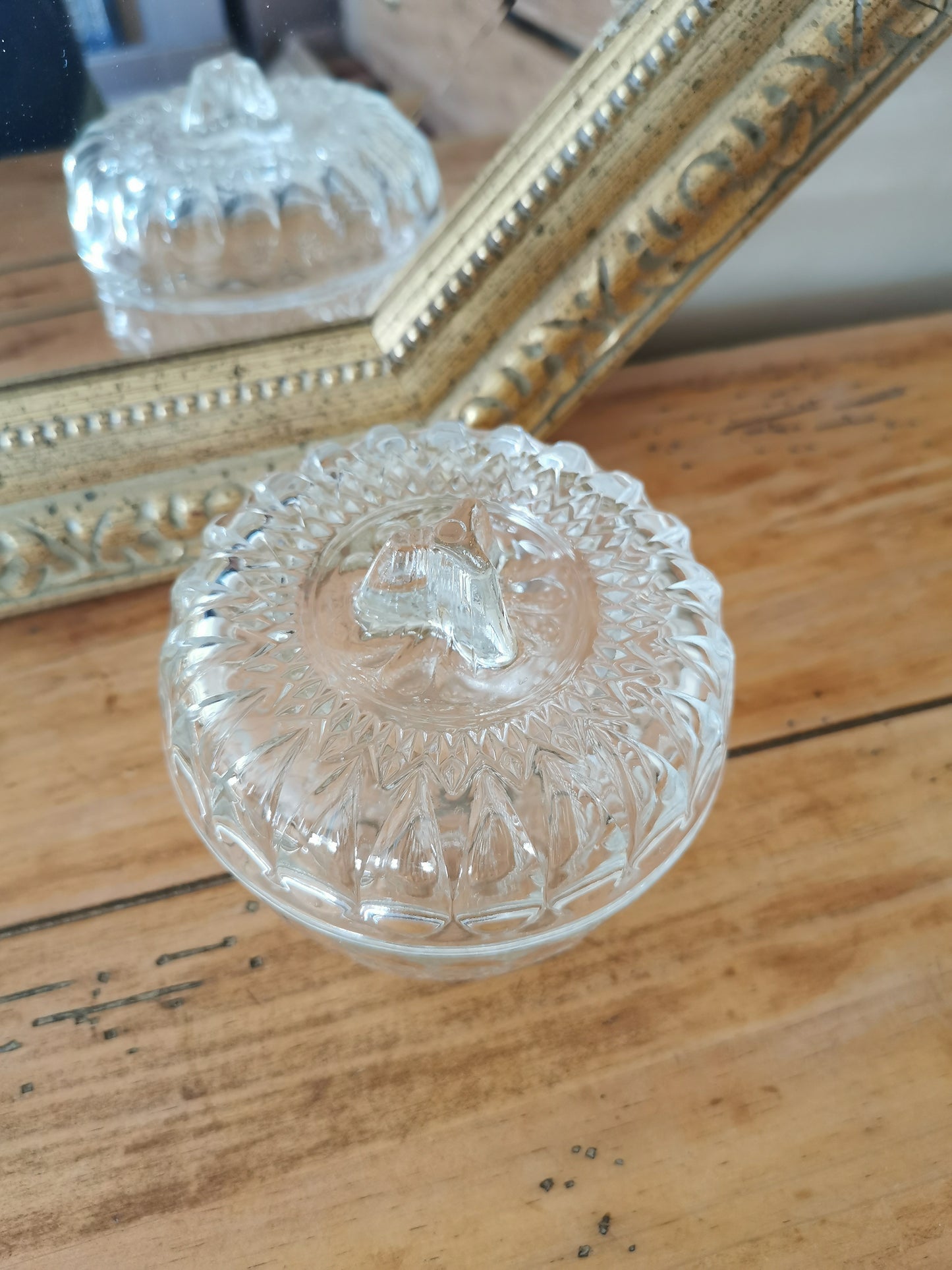 Bonbonnière en verre de Reims