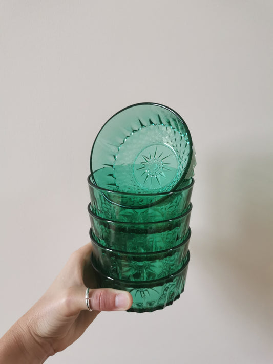 Coupelles en verre vertes
