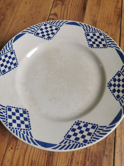 Assiette sur pied Moulin des Loups, Pantin