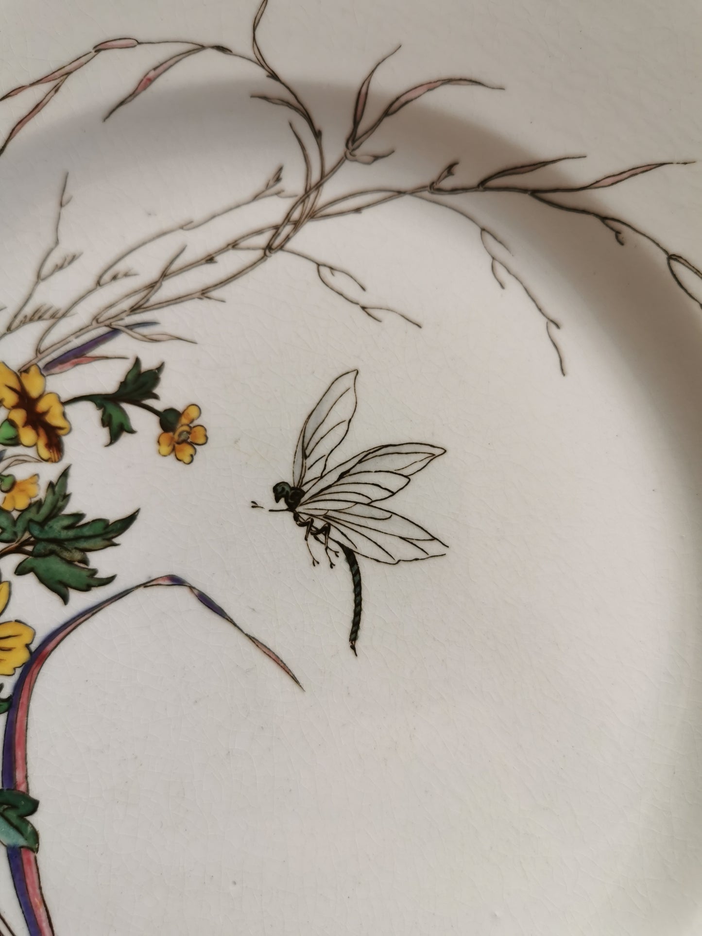 Assiette plate ancienne Sarreguemines, Papillon