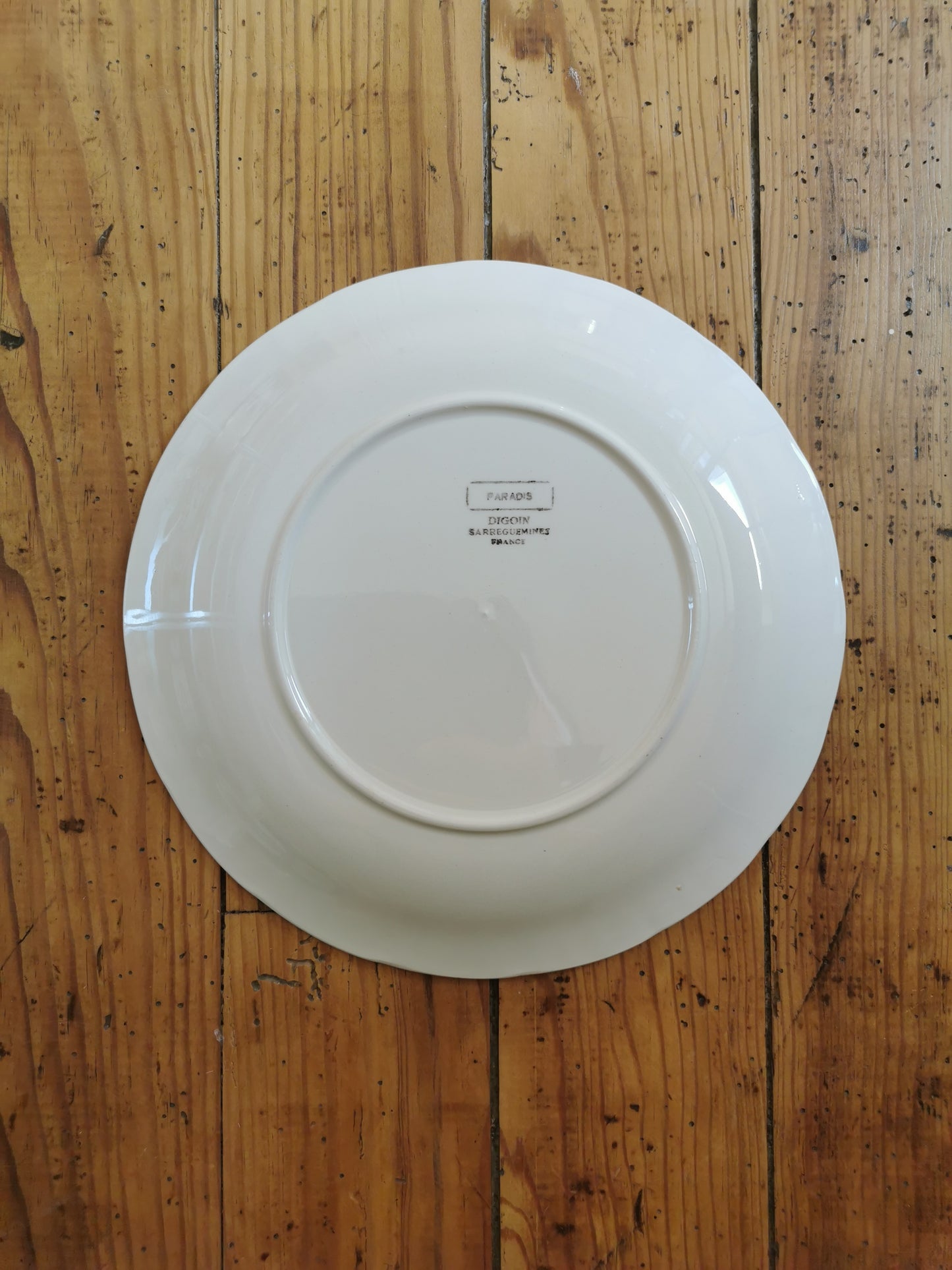 Assiette plate Digoin, Paradis