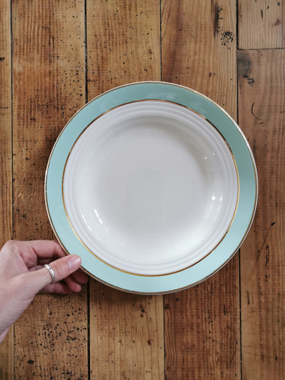 Assiettes creuses dépareillées, mint & jaune